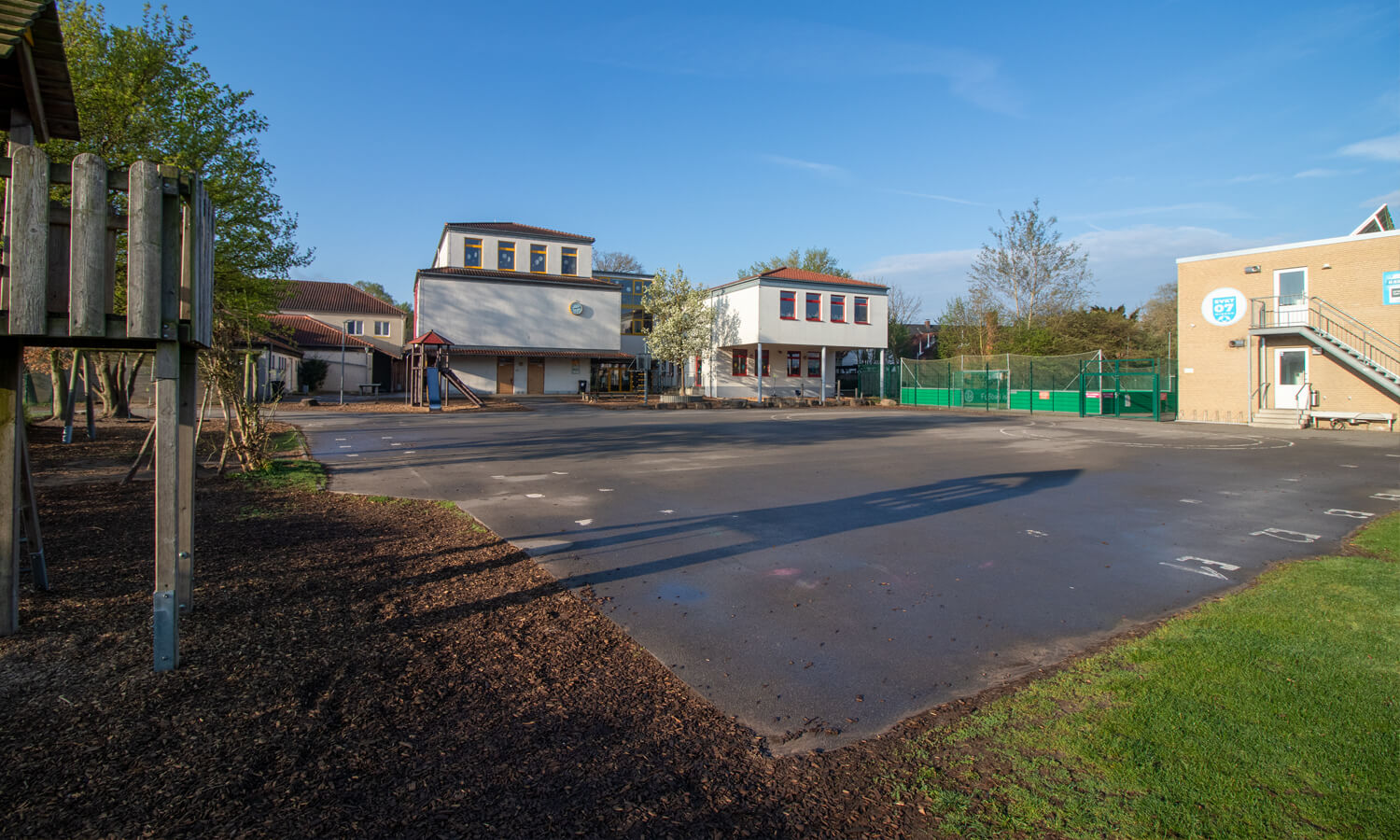 schulhof der grundschule